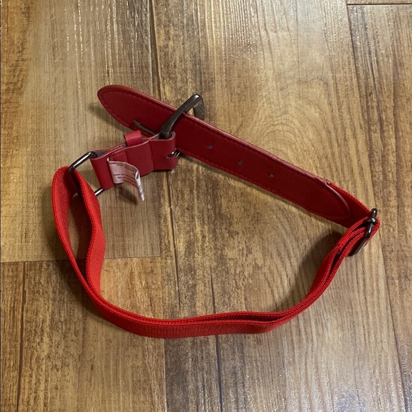 Nike kids Red Athletic baseball Belt with Adjustable Fit - Picture 5 of 7